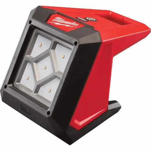 M12™ Compact Flood Light