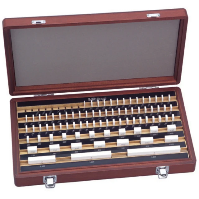 Mitutoyo 516-313-26 Series 516 Gage Block Set, 00, Ceramic, 35 pcs