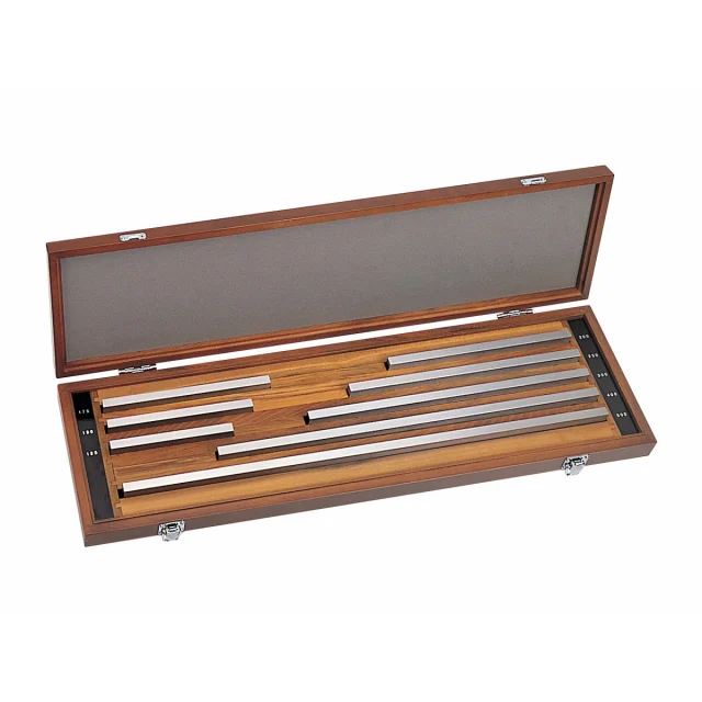 Mitutoyo 516-713-26 Series 516 Gage Block Set, AS-1, 5-20", 8 pcs