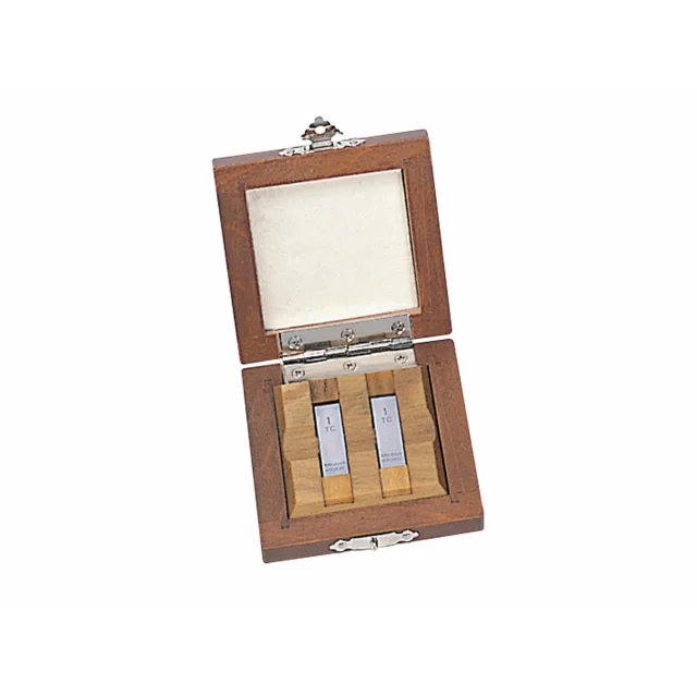 Mitutoyo 516-805-26 Series 516 Gage Block Set, 0, 0-0.1", 2 pcs