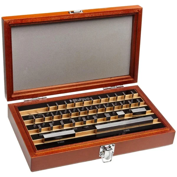 Mitutoyo 516-915-26 Series 516 Gage Block Set, AS-1, Steel, 35 pcs