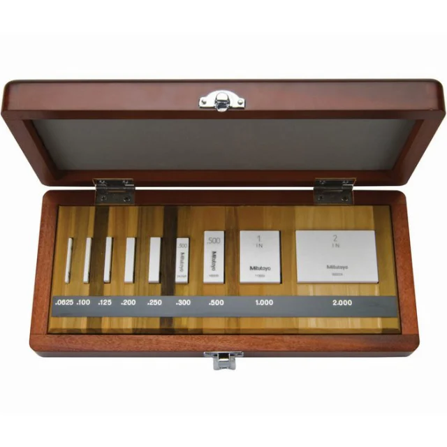 Mitutoyo 516-935-26 Steel Rectangular Micrometer Gage Block Set