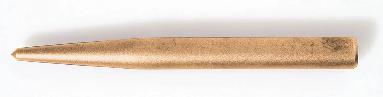 Non-sparking 90 Degree Center Punches UH41-3/8